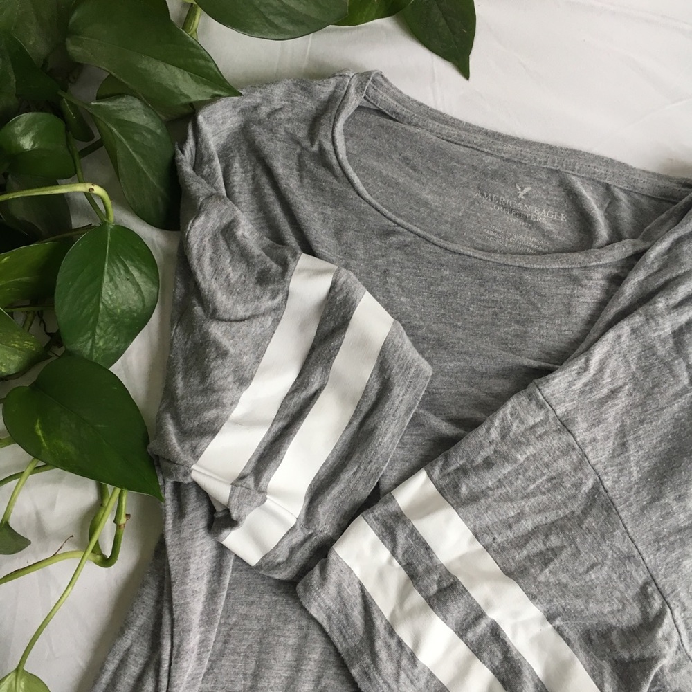 American Eagle top